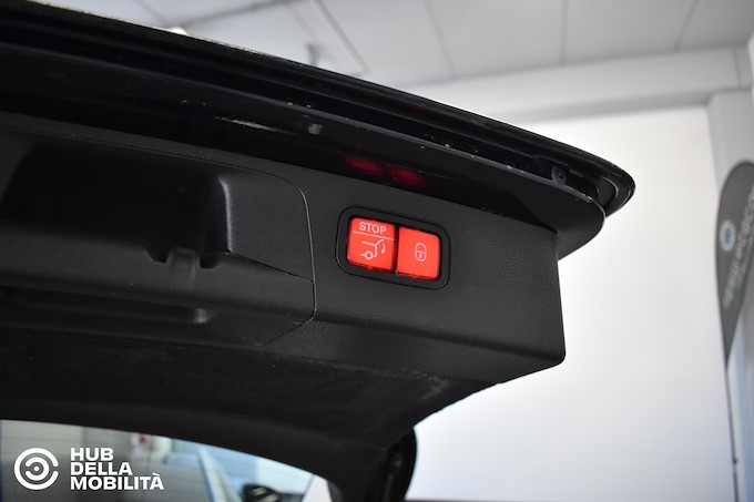 MERCEDES-BENZ E 300 de S.W. Auto EQ-Power Business Sport